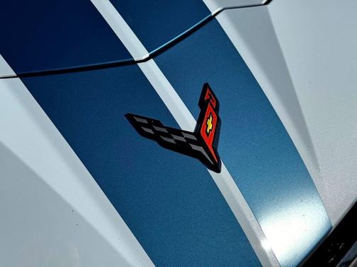 2023 Chevrolet Corvette 2LT