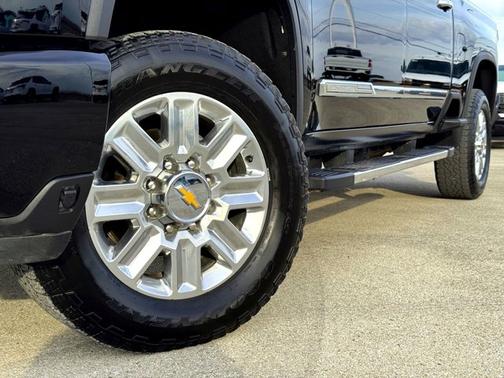 Black 2025 Chevrolet Silverado 2500 High Country