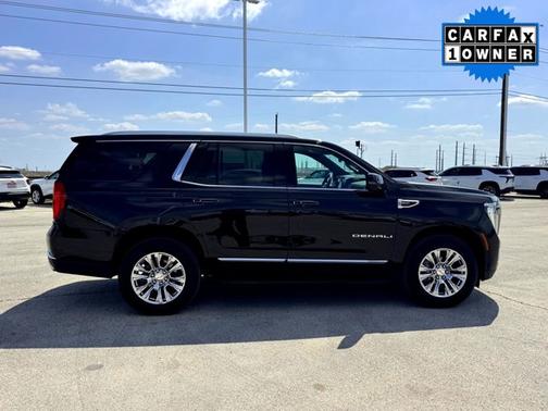 Onyx Black 2025 GMC Yukon Denali