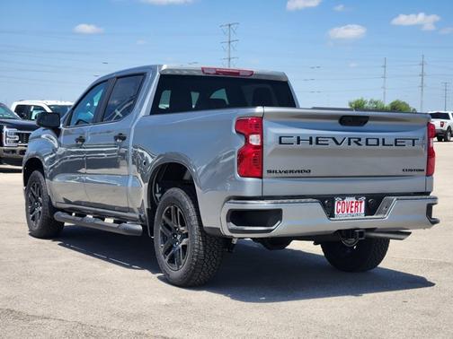 Sterling Gray Metallic 2026 Chevrolet Silverado 1500 Custom