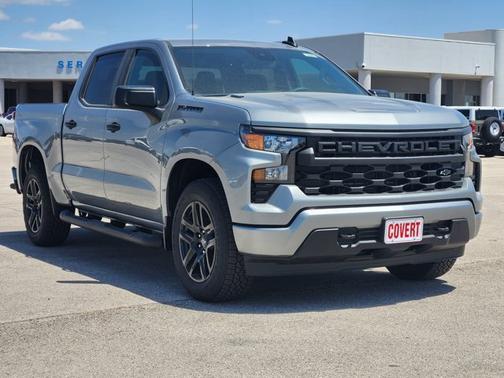 Sterling Gray Metallic 2026 Chevrolet Silverado 1500 Custom