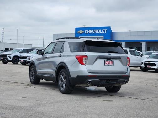 Silver 2021 Ford Explorer XLT