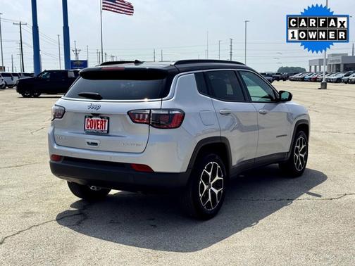 Silver Zynith Metallic Clearcoat 2025 Jeep Compass Limited