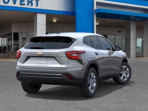 Sterling Gray Metallic 2026 Chevrolet Trax LS