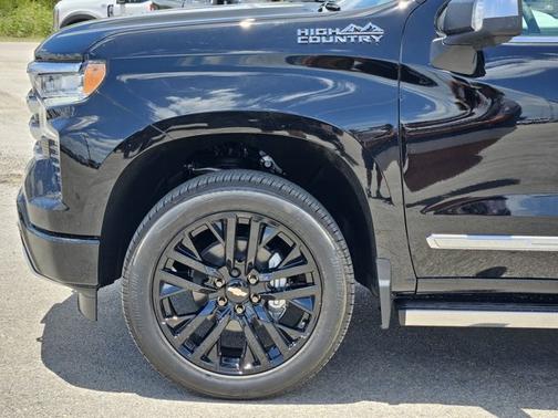 Black 2026 Chevrolet Silverado 1500 High Country
