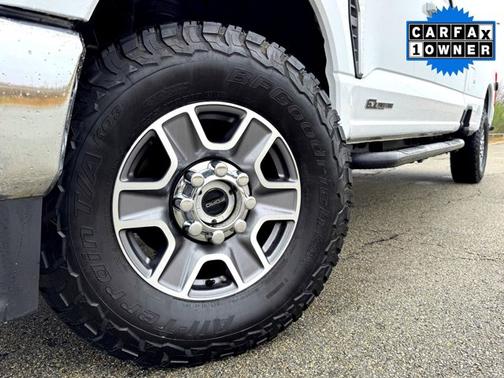 2023 Ford F-250 LARIAT