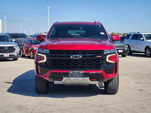 Radiant Red Tintcoat 2023 Chevrolet Suburban Z71