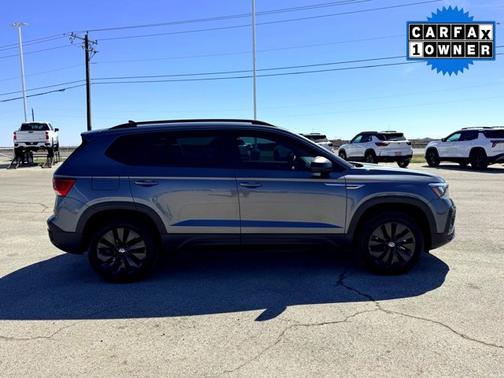 2024 Volkswagen Taos S