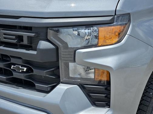 Sterling Gray Metallic 2026 Chevrolet Silverado 1500 Custom