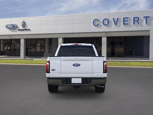 Star White Metallic Tri-Coat 2026 Ford F-150 King Ranch