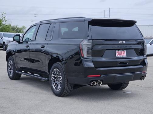 Black 2026 Chevrolet Suburban Z71