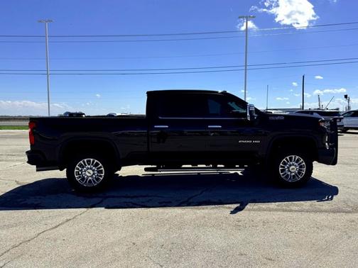 2021 Chevrolet Silverado 2500 High Country