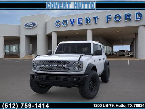 Oxford White 2026 Ford Bronco Badlands
