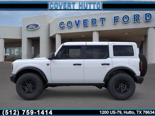 Oxford White 2026 Ford Bronco Badlands
