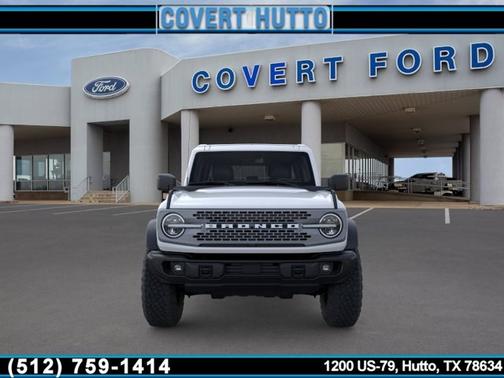 Oxford White 2026 Ford Bronco Badlands