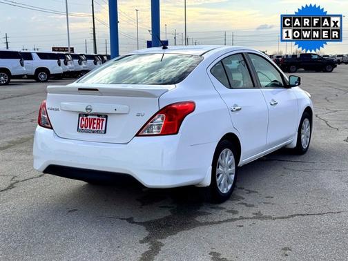 2018 Nissan Versa SV