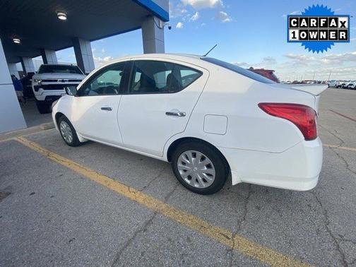 2018 Nissan Versa SV