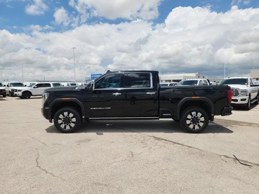Onyx Black 2024 GMC Sierra 2500 Denali
