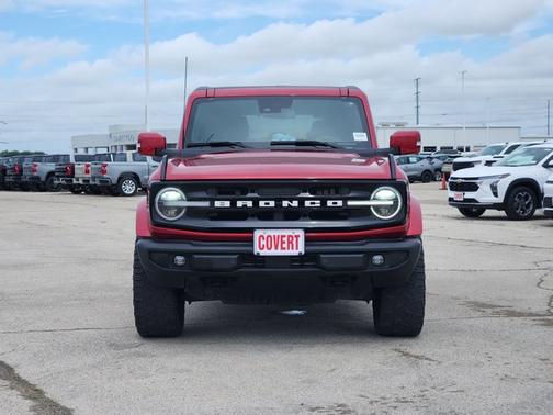 2021 Ford Bronco Outer Banks