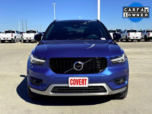 2021 Volvo XC40 R-Design