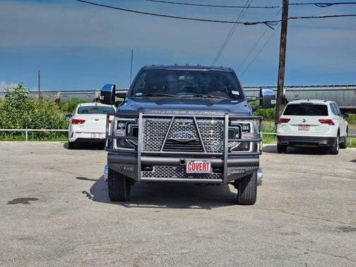 2022 Ford F-350 Platinum