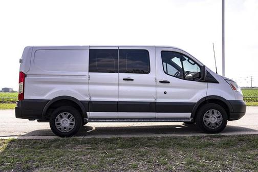 2018 Ford Transit-250 Base
