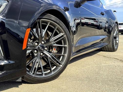 Black 2023 Chevrolet Camaro ZL1
