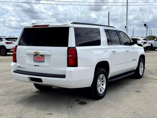 Summit White 2018 Chevrolet Suburban LT