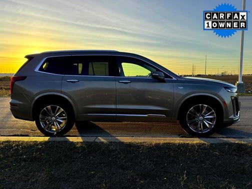 2023 Cadillac XT6 FWD Premium Luxury