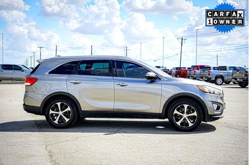 2016 Kia Sorento EX