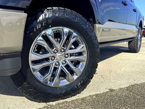 Agate Black Metallic 2026 Ford F-150 King Ranch