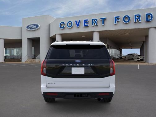 Oxford White 2026 Ford Expedition Active