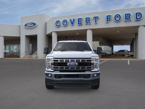 Oxford White 2026 Ford F-250 XLT