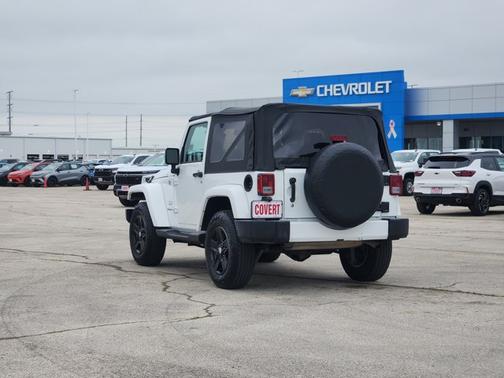 Bright White Clearcoat 2016 Jeep Wrangler Sahara