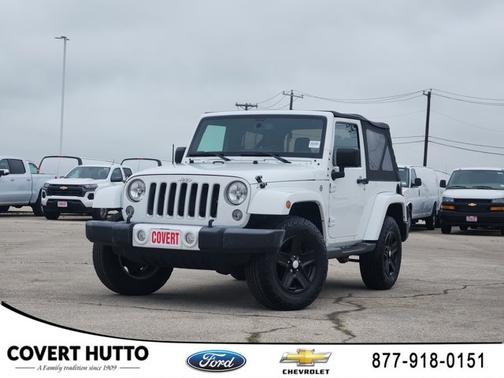 Bright White Clearcoat 2016 Jeep Wrangler Sahara