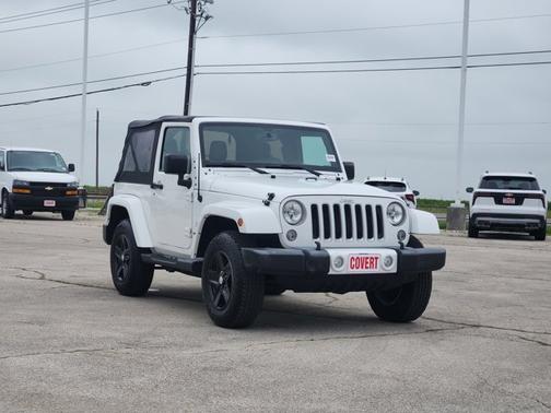 Bright White Clearcoat 2016 Jeep Wrangler Sahara