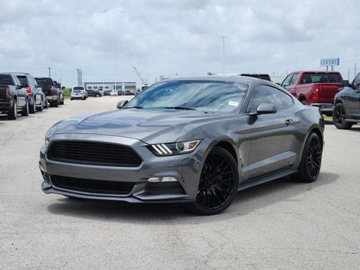2017 Ford Mustang V6