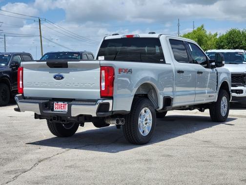 Avalanche 2026 Ford F-250 XLT
