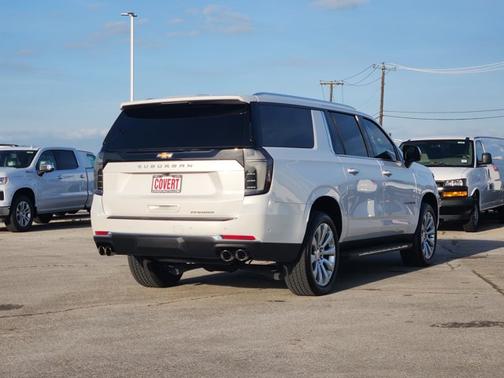 Iridescent Pearl Tricoat 2025 Chevrolet Suburban Premier