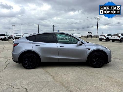 2025 Tesla Model Y Long Range