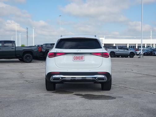 2025 Mercedes-Benz GLC 300 Base