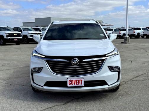 2022 Buick Enclave Essence
