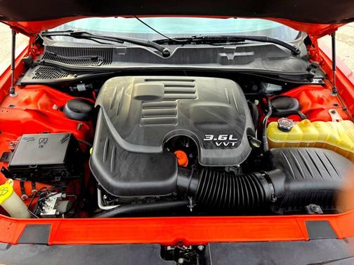 2017 Dodge Challenger SXT