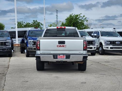 Quicksilver Metallic 2018 GMC Sierra 1500 SLT