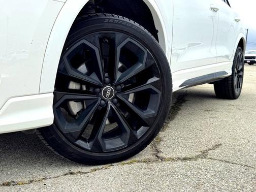 2021 Audi Q3 S line Premium Plus