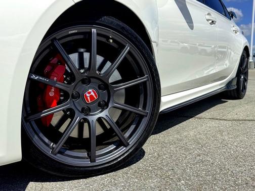 2025 Honda Civic Type R