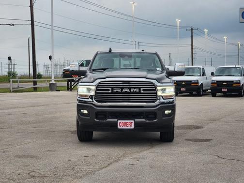 Granite Crystal Metallic Clearcoat 2024 RAM 2500 Laramie
