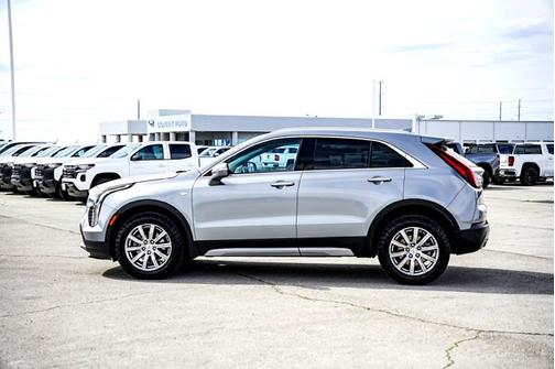 2023 Cadillac XT4 AWD Premium Luxury