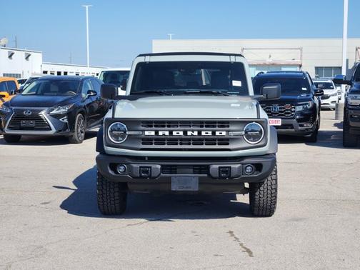 Gray 2024 Ford Bronco Black Diamond