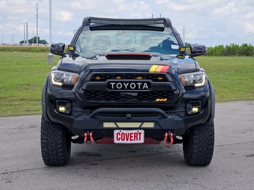 Black 2018 Toyota Tacoma TRD Pro